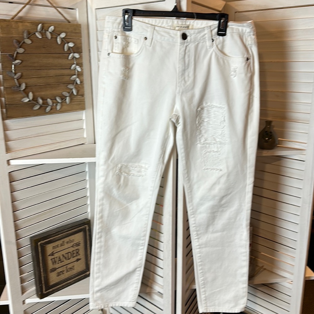 Life in Progress White Distressed Skinny Jeans